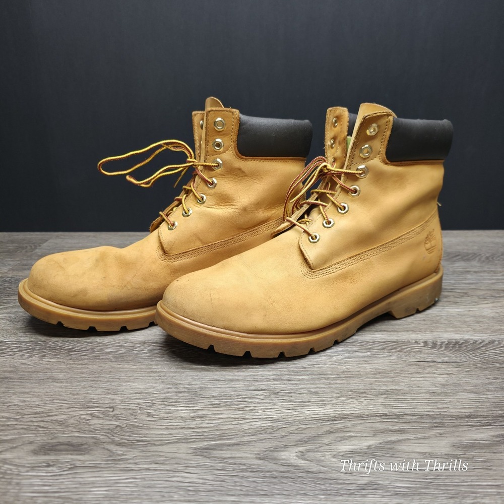 Timberland Wheat Leather Lace-Up Work Boots with Black Collar